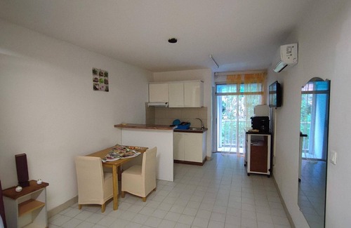 Tartane Casa | Grand Studio à 5 min à Pied des Plages, Commerces et Services