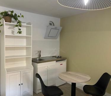 Saint-Servais Apartamento | Grand studio à 5 minutes du centre