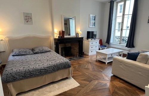 Centre Ancien Apartamento | Grand studio au cœur de l’hyper centre-ville