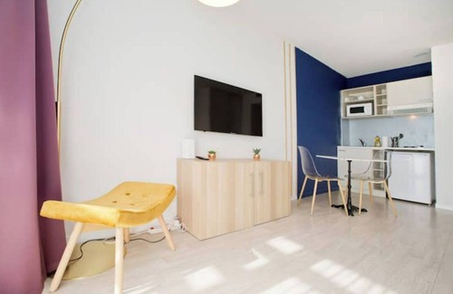 Lourdes Apartamento | Grand Studio Avec Clim, Balcon Proche Gare