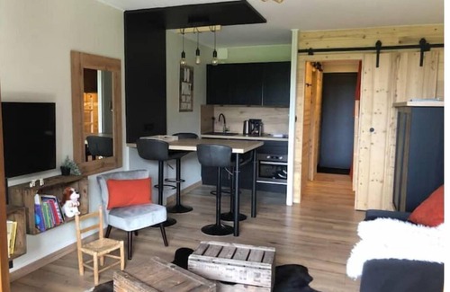 Lans-en-Vercors Apartamento | Grand Studio Beethoven Rénové au Centre du Village