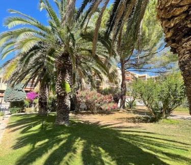 Hyeres City Centre Apartamento | Grand Studio dans Résidence avec Piscine