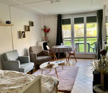 Adamville Apartamento | Grand studio avec terrasse et jardin