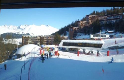 Arc-1600 Apartamento | Grand studio rénové pour 3 pers. à Arc 1600, ski aux pieds, proche commerces, animaux admis - FR-1-411-413