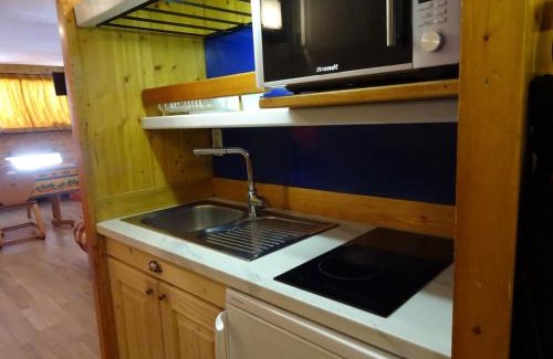Arc-1600 Apartamento | Grand studio rénové pour 3 pers. à Arc 1600, ski aux pieds, proche commerces, animaux admis - FR-1-411-413