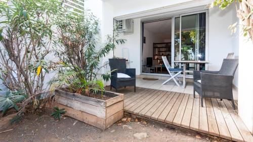 St Gilles-les-Bains Apartamento | Grand T1 avec terrasse à 5min des plages et 400m de St Gilles Les Bains