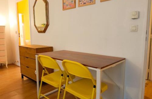 Sartrouville Apartamento | Grand T1 proche RER A, Vrai lit, Cuisine séparée