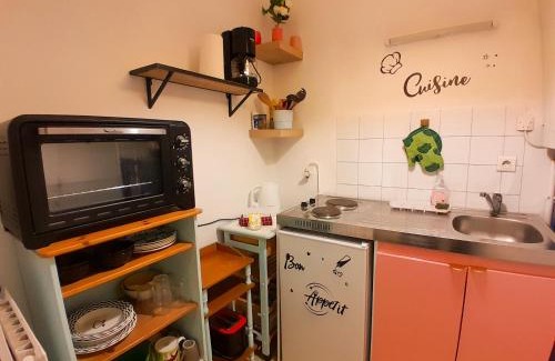 Sartrouville Apartamento | Grand T1 proche RER A, Vrai lit, Cuisine séparée
