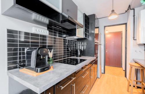 Hotel-de-Ville Apartamento | Grand T2 à 8mn de Lille et Stadium Terrasse et parking privé