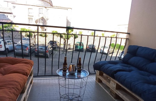 Calvi Apartamento | Grand T3 Avec Terrasse Dans Résidence Calme Idéalement Située