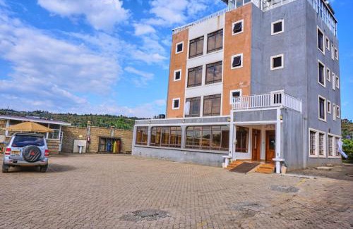 Naivasha Hotel | Grand Tiara Hotel