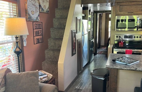 Morganton Alquiler De RV | PET FRIENDLY Tiny Home minutes to BLUE RIDGE