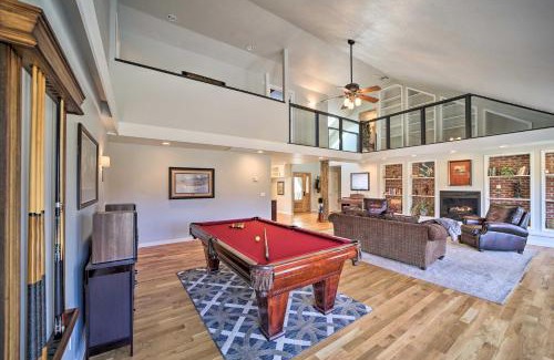 Tulsa Casa | Grand Tulsa Getaway with Private Pond, Dock and Deck