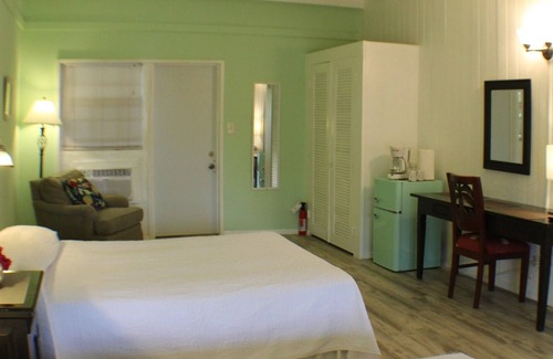 Cockburn Town Casa | Grand Turk Vibes B&B - Balcony room, with 2 queen beds with partial ocean view!