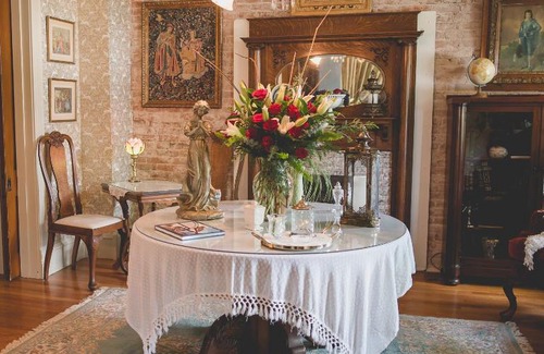 Boonville Cama Y Desayuno | Grand Victorian Manor & Cottage