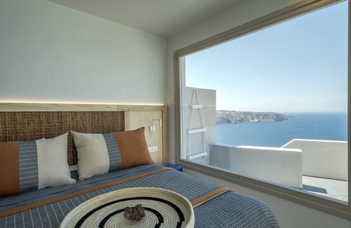 Megalochori Hotel | Grand View