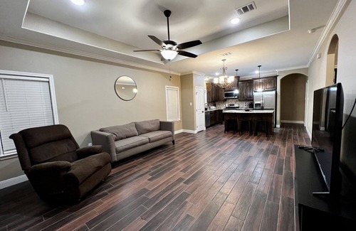 Bryan Casa | Grand Villa