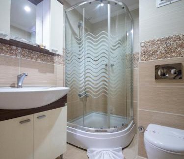Talimhane Hotel | GRAND ZENTRUM HOTEL & CAFE RESTAURANT - Taksim Square