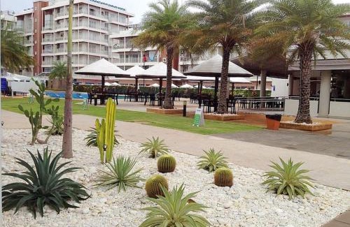 Kram Apartamento | Grandblue Condominium 708