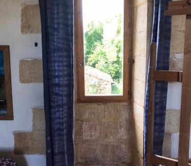 La Celle-sous-Gouzon Casa | Grande chambre renaissance