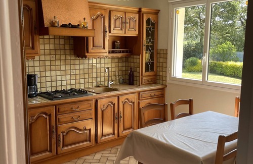 Saint-Laurent-sur-Oust Casa | Grande Maison Familiale au Vert