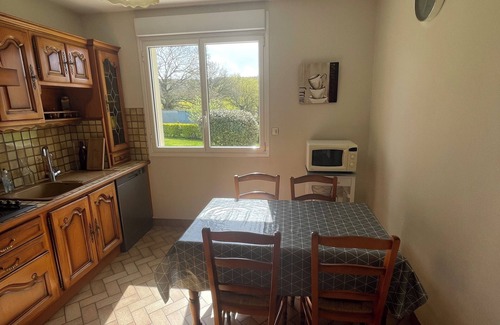 Saint-Laurent-sur-Oust Casa | Grande Maison Familiale au Vert