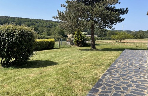Saint-Laurent-sur-Oust Casa | Grande Maison Familiale au Vert