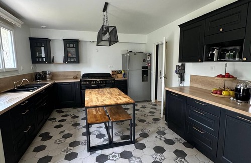 Centre Casa | Grande Maison 10 Personnes 5 mn à Pied des Transports