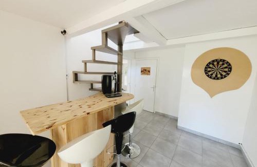 Villeneuve-les-Beziers Casa | Grande maison familiale avec piscine, proche plage