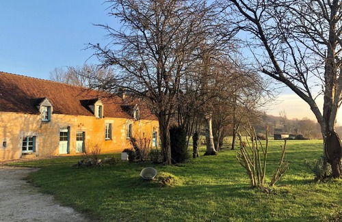 Saint-Mard-de-Reno Casa | Grande Maison Familiale au Calme