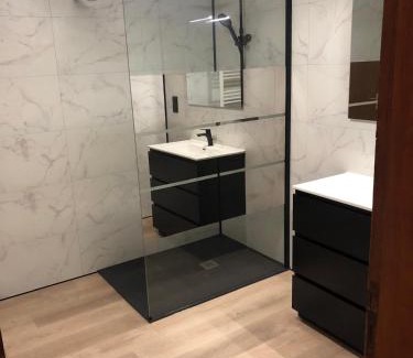 Travexin Casa | Grande maison à à Bresse avec jacuzzi cheminée et jardin Idéal pour les familles et amis