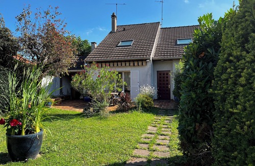 Vitry-sur-Seine Casa | Grande Maison à Paris ou Tout Comme
