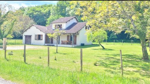 Bourgnac Casa | Grande maison à la campagne