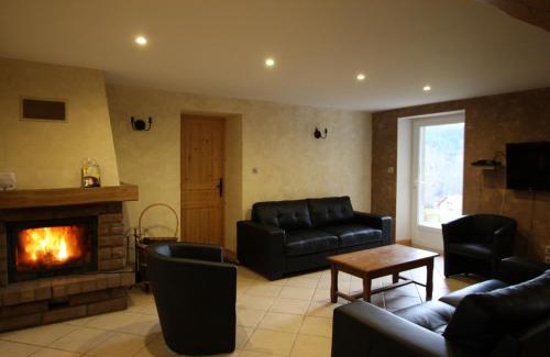 Rehaupal Casa | Grande maison avec cheminée, proche nature, idéale pour familles et amis, animaux admis. - FR-1-589-229