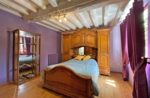 La Gonfriere Apartamento | Grande maison de campagne avec studio, nature, confort et loisirs à 5 km, 4 chambres, jardin clos - FR-1-497-182