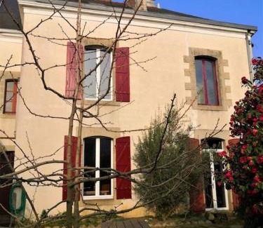 Malestroit Casa | Grande maison de ville entre terre et mer