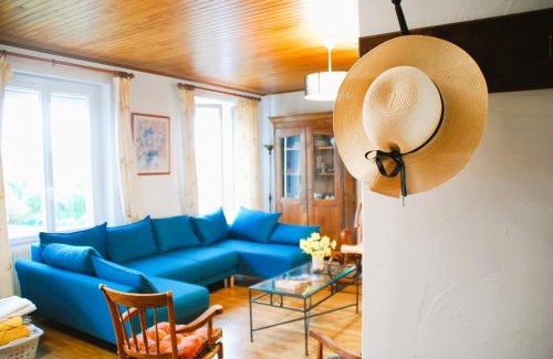 Touvre Casa | Grande maison escapade au bord de la riviere