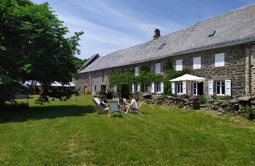 Valuejols Casa | Grande Maison Familiale à Proximité de Sentiers de Randonnées