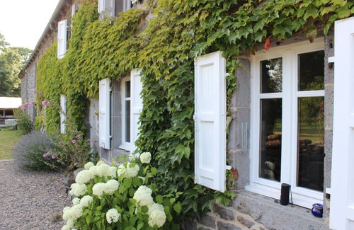 Valuejols Casa | Grande Maison Familiale à Proximité de Sentiers de Randonnées