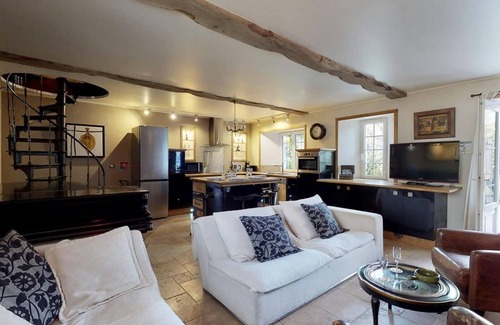 Tamerville Cabaña | Vivienda · Tamerville · 5 dormitorios · 9 camas · 4 baños
