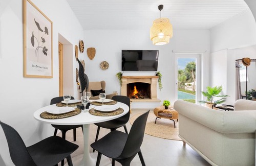Spartylas Villa | Grande Terra Villas with Swimming Pool & Starlink WiFi