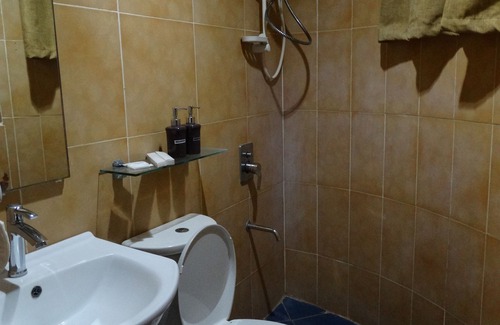 Puerto Princesa City Centre Hotel | Grande Vista Hotel