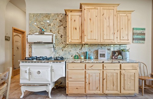 Overgaard Cabina | Grandma TJ's Mountain Getaway