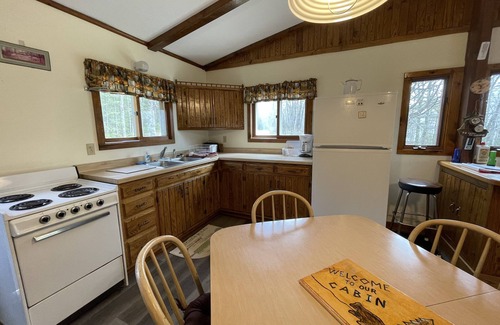 Montreal Casa | Grandpa Jim's Cabin - Close to The Gile Flowage/On ATV Route