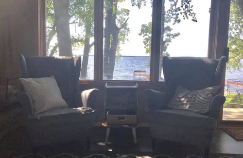 Spirit Lake Cabaña | Grandpa's Sunset Cabin on Big Spirit Lake