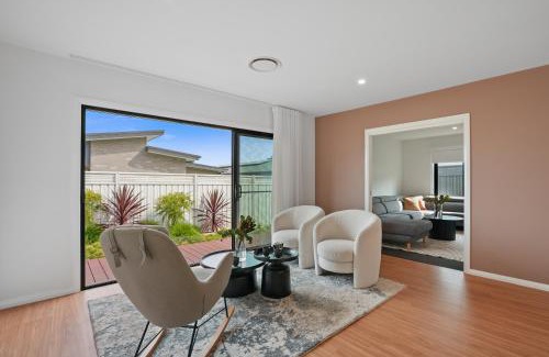Forster Casa | Grange Crescent