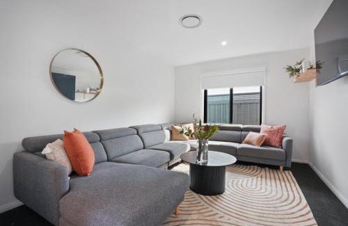 Forster Casa | Grange Crescent