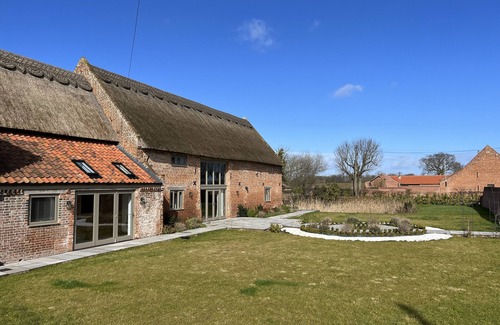 Filby Casa | Grange Farm Barn