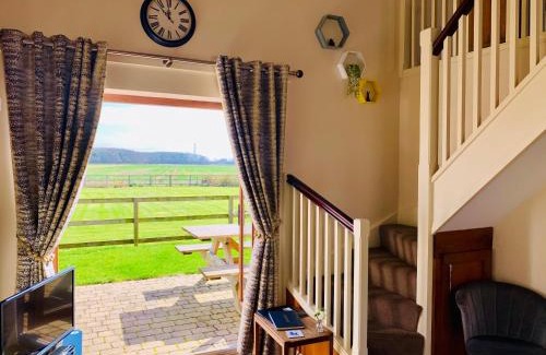 Wressle Casa | Grange Farm Cottages