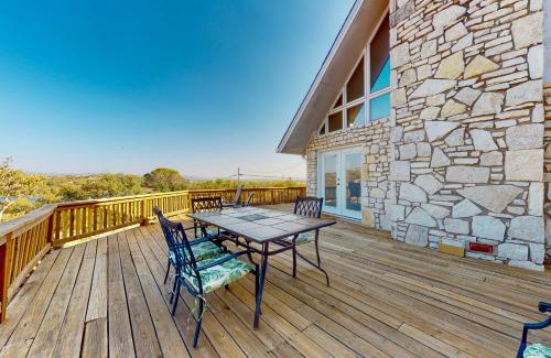 Buchanan Dam Casa | Granite Peak Vista - Inks Lake